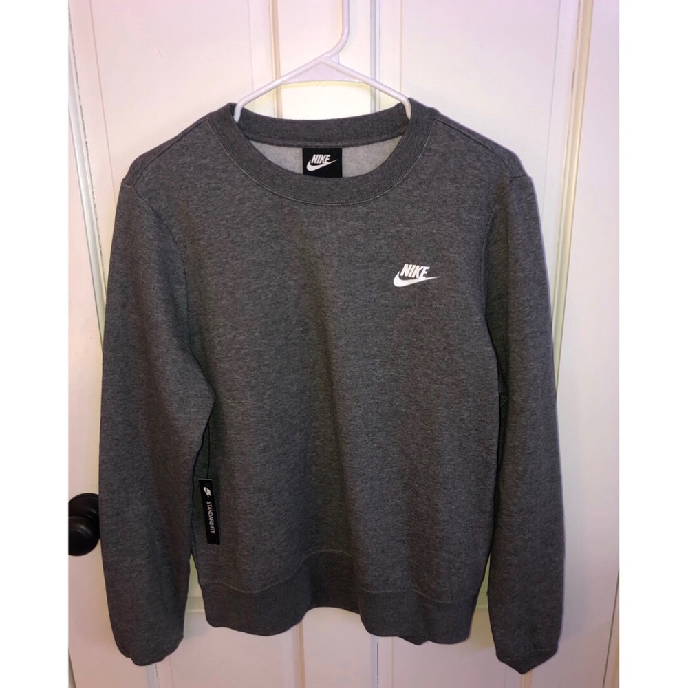 Nike Gray Crewneck (women’s)